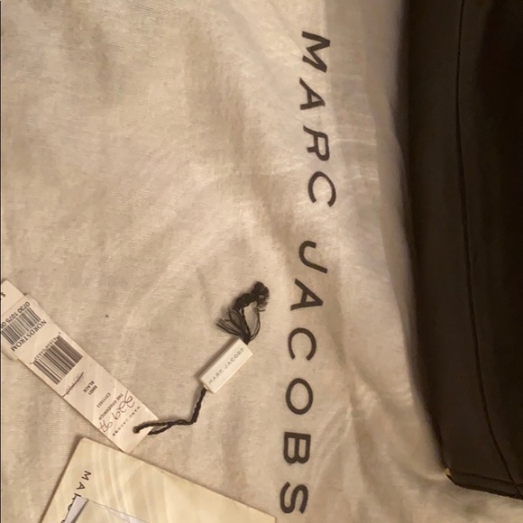 Marc Jacobs Handbag - Picture 2 of 15